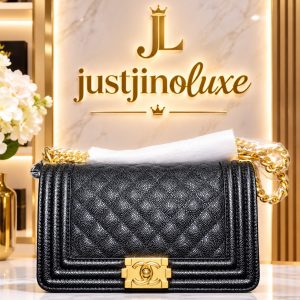 Noir Luxe Chain Shoulder Bag