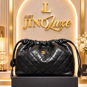 Noir Ruched Quilted Drawstring Bag