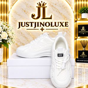 Pure Wave Sneakers